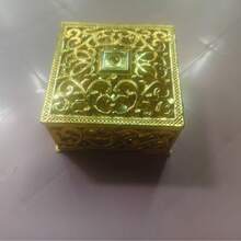 European Style Hollow Gold Wedding Candy Box, Wedding Favor Candy Box, Wedding Gift Storage Box, Wedding Return Gift Candy Packaging Box, Party Holiday Gift Candy Box, Mini Square Wedding Favor Box, Candy Jewelry Universal Storage Gift Box, Halloween Candy Box (Minor Flaws) - View 7