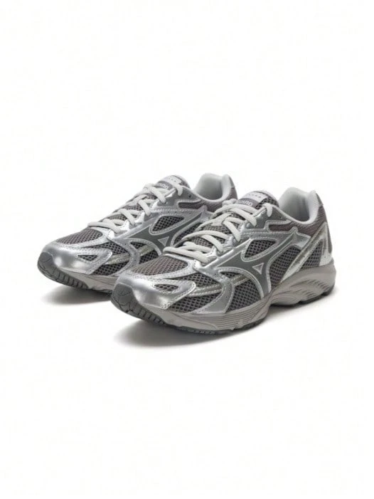 Mizuno 新款防滑網布透氣 SPARK CNIII 復古休閒慢跑鞋,中性款 - 銀色/深灰色 - 查看 1