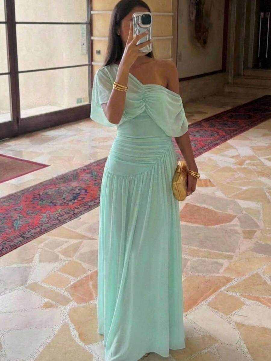 Elegante vestido de mujer verde menta de malla con fruncido, escote asimétrico sin hombros, línea A, estilo bohemio tropical, atuendo de verano para boda - Wasserblau - Ver 1