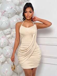 AIJ Gaun Mini Wanita Warna Beige Model Halter dengan Tali Belakang, Tanpa Lengan, Gesper Logam, Panel Berlipat, Sisi Berkerut, Gaun Pendek Slim Bodycon untuk Pesta Malam di Klub Musim Panas - Aprikot - View 8