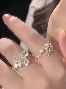 1 Set Of 2 French Sweet 3D Flower Open Adjustable Rings, Suitable For Women's Daily Wear - Silver - View 3