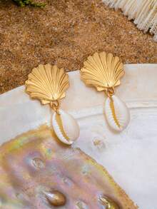 European & American Vacation Style Shell Fan-Shaped Earrings For Women, Niche Design Premium Feel Dangle Earrings, INS Earrings - Yellow Gold - View 3