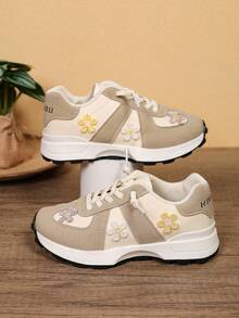1 Paar neue Kinder-Sportschuhe für Herbst/Winter, leichte lässige Retro-Patchwork-Laufschuhe für Mädchen, bunte Blumenverzierung, dicke Sohle, rutschfest, leichte Schüler-Sportschuhe - Beige - Übersicht 2