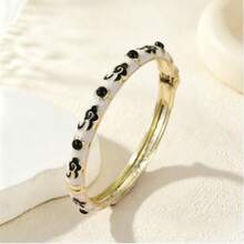1pc Color Enamel Bangle, Solid Tone Cuff Bracelet, All-Match Ornament For Ladies - Fancy Bracelets - View 4