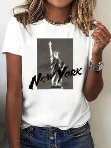 Damen-T-Shirt mit Freiheitsstatue-Motiv aus New York, weiß-schwarzer NYC-Skyline-Print mit Lady Liberty, kurze Ärmel, Rundhalsausschnitt, lässiges Sommer-Top, ikonischer New Yorker Schriftzug, ideal als Souvenir-Outfit - Weiss - Übersicht 1