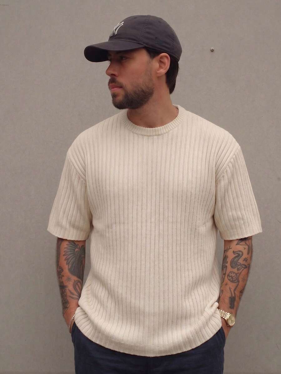 Men's Vertical Ribbed Knit Sweater, Crew Neck Short Sleeve Loose Fit American Minimalist Solid Color Knit T-Shirt, Spring Summer Versatile Casual Base Layer - Apricot - View 1