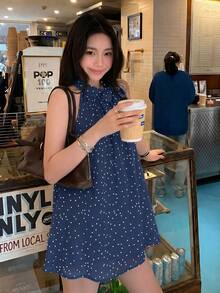 女款蝴蝶結波點掛脖上衣 夏季法式溫柔風 無袖襯衫小眾設計度假上衣 - 藍色 - 查看 4