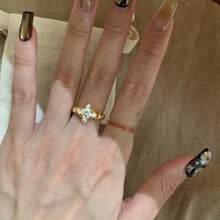 1 pièce Bague ouverte vintage de luxe élégante de niche personnalisée polyvalente exquise haut de gamme en feuille d'or avec zircone cubique, convient pour le port quotidien des femmes - Doré - Voir 5