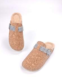 roulvxiang 女款平底涼鞋 新款熱銷 封趾穆勒拖鞋 休閒居家度假防水鞋 鑲鑽亮片一腳蹬 半包後跟厚底平底鞋 - 棕色 - 查看 10