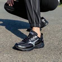 Mizuno New SPEED Retro Chunky Sneakers Lightweight Breathable Cushioned Running Shoes Unisex - Black/Silver - View 3