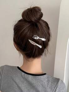 2pcs Sweet Cool Rhinestone Knife & Fork Hair Clips Creative Hair Clips Girl Heart Side Clips For Loose Hair & Bangs Alligator Hair Clips - Silver - View 4
