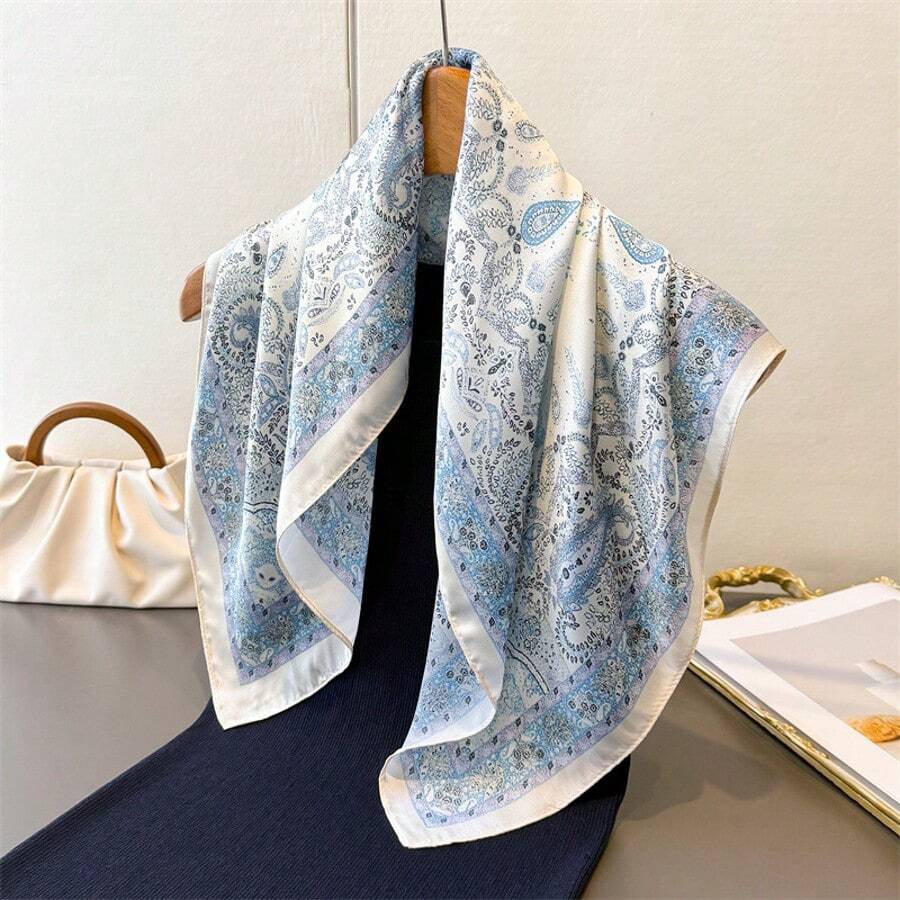 1pc 70CM Women's Polka Dot Printed Satin Square Scarf, Classic Black & White Square Silk Scarf, Vintage Multi-Purpose Neck Scarf, Headscarf, Hairband Accessory, Outfit Accessory