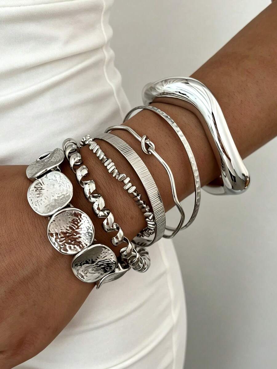 7pcs/1pc Vintage Casual Punk Style Women's Silver Metal Asymmetrical Round Disc Hammered And Wavy CCB Open Bangle Bracelet, Suitable For Daily Wear, Party, Gathering And Summer Vacation, Gift - Silver - View 1