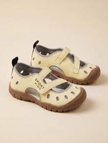 1 Pair 2026 New Children's Sandals, Full-Body Breathable Round Hole Hollow Decor, Soft PU Round Toe Double Cross Magic Tape Low-Top Closed-Toe Sandals, Flat Sole, Outdoor Functional Style Kids Water Shoes For Summer Water Play And Daily Wear - Yellow - View 3