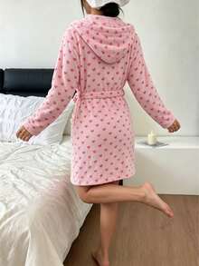 Dreamivo Girl Style Small Heart Print Flannel Short Bathrobe, Loose Fit With Pockets, Warm Home Wear Adult Morning Robe - Pink - View 5