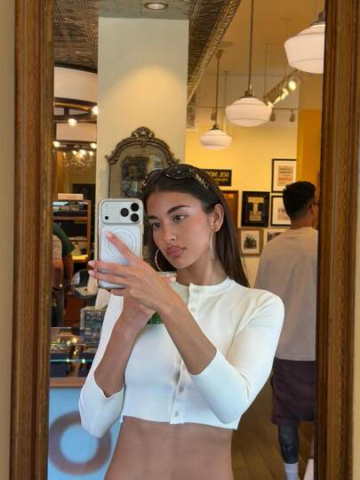 Mori Été Automne Y2K Cardigans Femmes Crème Tricot Serré Côtelé Vêtement Extérieur Col Rond Élégant Boutonné Cardigans Décontractés Blanc