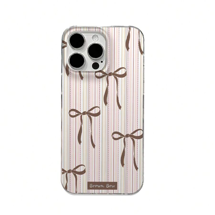 1pc Pink Brown Fine Vertical Stripe Brown Bow Full Coverage Shockproof Phone Case, Ins Gentle Korean Style Brown Bow Minimalist Girly Fresh Versatile Protective Cover, Compatible With IPhone17/17Pro/17ProMax/16/11/16Plus/16ProMax/16e/15ProMax/13/14/12/14ProMax/12ProMax/13ProMax/12Pro/13Pro/14Pro - Colorful Feather Yarn - View 1