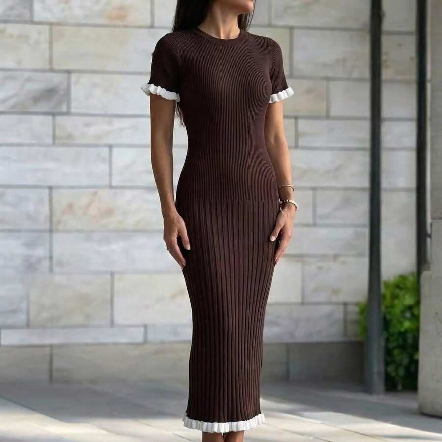 Nuevo vestido tipo suéter entallado para mujer: estilo sofisticado con cuello, detalle de botones y volantes en contraste. - Café - Ver 1