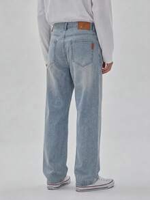 Men's Vintage Distressed Blue Casual Denim Jeans, Soft Faded Wash Straight Leg Fit, Breathable Daily Commute Versatile Long Pants For Photography And Atmospheric Style - Medium Wash - View 1