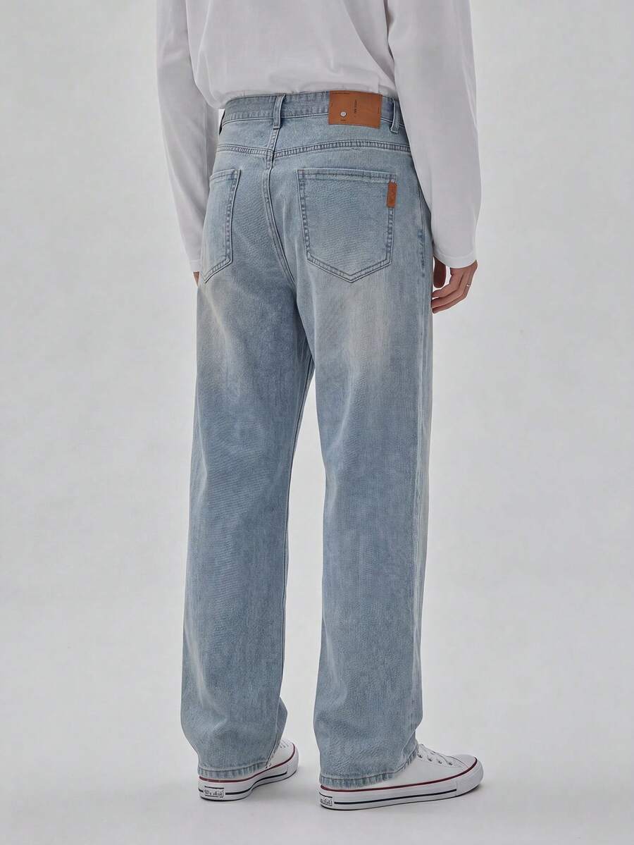 Men's Vintage Distressed Blue Casual Denim Jeans, Soft Faded Wash Straight Leg Fit, Breathable Daily Commute Versatile Long Pants For Photography And Atmospheric Style - Medium Wash - View 1