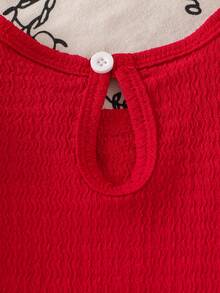 Baby Girl Spring/Autumn 2-Piece Set, Red Textured Ruffle Flutter Sleeve T-Shirt Pullover Top + 3D Red Bow Decor Denim Long Pants, Casual Daily Outfit - Red - View 9