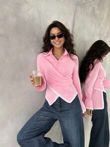 Top Feminina de Outono com Listras Finas e Gola, Bainha Assimétrica, Casual Elegante, Estilo Streetwear para Trabalho, Rosa - Rosa chiclete - Visão 7