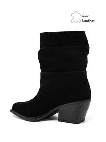 Bottines Plissées In Cuir Suédé à Bout Pointu – L'Élégance Citadine Authentique - Black - View 3