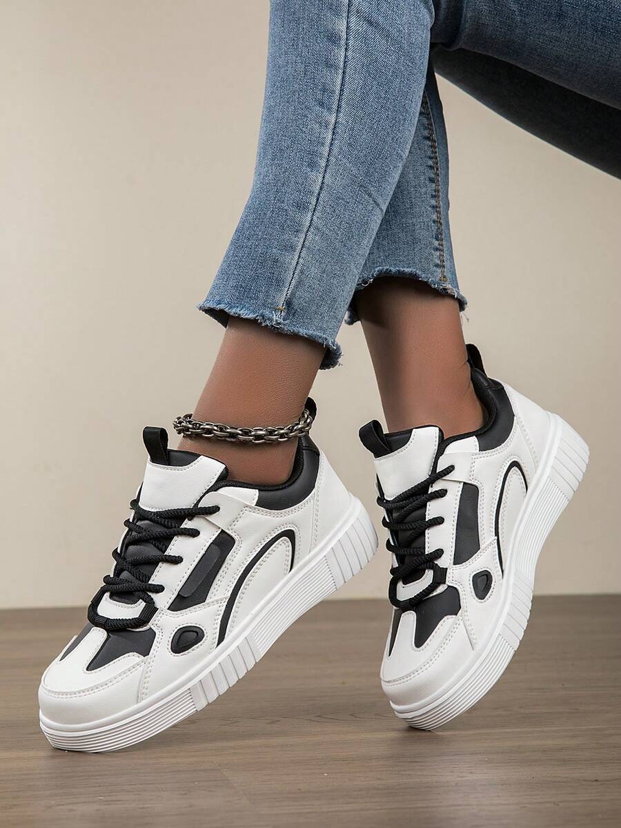 Women's Casual Sports Shoes For Autumn/Winter, Lace-Up Soft Sole Flat Comfortable Skateboard Shoes, Lightweight Low-Top Daily Shoes