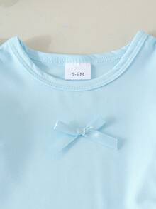 2pcs Setelan Bayi Perempuan Nyaman Lengan Bergelombang Biru Atasan Tanpa Lengan Lengan Pendek & Celana Panjang Kotak-kotak dengan Pita di Bagian Bawah, Tipis untuk Musim Semi/Panas - Baby Blue - View 4