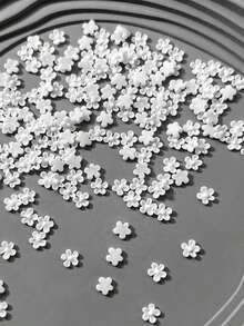 100入 3D 白色五瓣花美甲貼紙，迷你時尚精緻法式風，適用婚禮、假期美甲沙龍，美甲貼紙配件美甲飾品 - 白色 - 查看 3