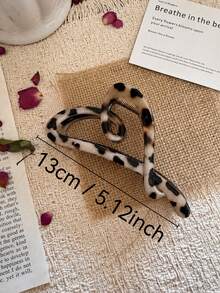 2pcs/1pc Women's 13cm/5.12in Leopard Print And Transparent Black Heart-Shaped Claw Clips, Fashionable Back Of Head Hair Claw Clips Hair Accessories, Versatile, Elegant And Minimalist, Suitable For Daily, Casual, Party, Beach, Vacation, Hairstyle Design, Face Washing/Hair Washing, Makeup, Clothing Accessories, Spring Hair Claw, Summer Hair Claw, Autumn Hair Claw, Winter Hair Claw - Multicolor - View 2