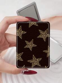 1 pezzo Specchio da toeletta portatile serie Y2K, specchio a mano pieghevole leggero e ultra sottile, in pelle PU durevole, adatto a tutte le persone e per molteplici occasioni, specchio da tasca rettangolare con stampa di leopardo cartone animato, stella marina, conchiglia, fiocco e motivo a stella, raffinato e delicato, struttura pieghevole, durevole e affidabile, resistente alle cadute, comodo da trasportare, specchio da trucco portatile con coperchio ribaltabile a 180°, multifunzionale - Multicolore - Visualizzare 13