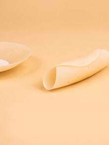 yuluan 1 Pair Breathable Solid Silicone Nipple Covers, Invisible Anti-Protrusion Breast Stickers For Women, Suitable For Wedding Dress, Backless, Camisole, Anti-Exposure - Apricot - View 5