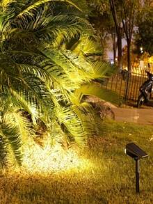 1pc Waterproof 7-LED Solar Spotlight, Dual-Use As Floodlight And Landscape Light, Suitable For Yard, Garden, Statue, Fountain, Outdoor Decorative Lighting, Autumn Home Decor - Black - View 4