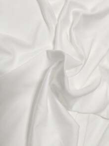 Limited Edition Tee With Double Front And Back Print. Comfortable Round Neck, Minimalist Casual Feminine Style. - 白色 - 查看 5