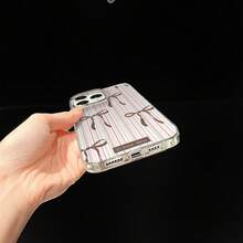 1pc Pink Brown Fine Vertical Stripe Brown Bow Full Coverage Shockproof Phone Case, Ins Gentle Korean Style Brown Bow Minimalist Girly Fresh Versatile Protective Cover, Compatible With IPhone17/17Pro/17ProMax/16/11/16Plus/16ProMax/16e/15ProMax/13/14/12/14ProMax/12ProMax/13ProMax/12Pro/13Pro/14Pro - Colorful Feather Yarn - View 5
