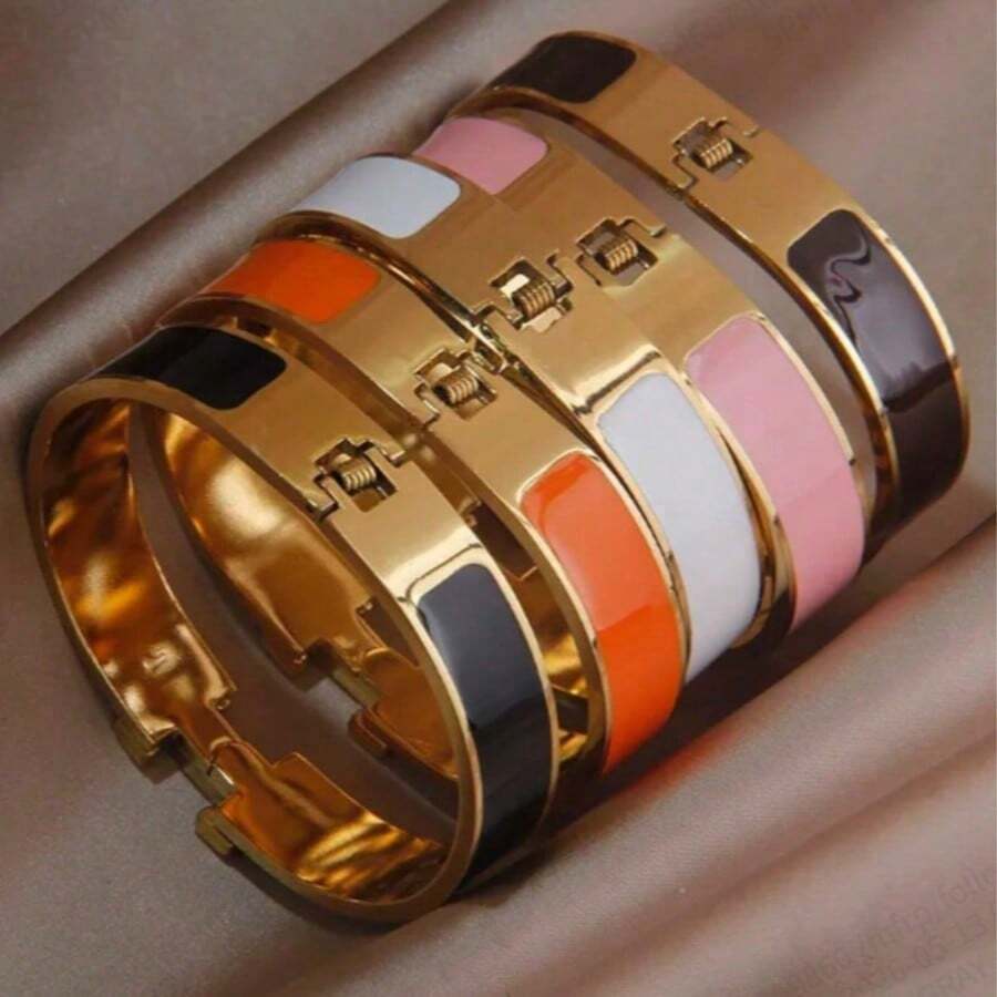 1 Pc Fashion Letter Open Bangle Bracelet For Women, Fashion Brand Jewelry, Multicolor Punk Style Bracelet, Party Gift - Multicolor - View 1