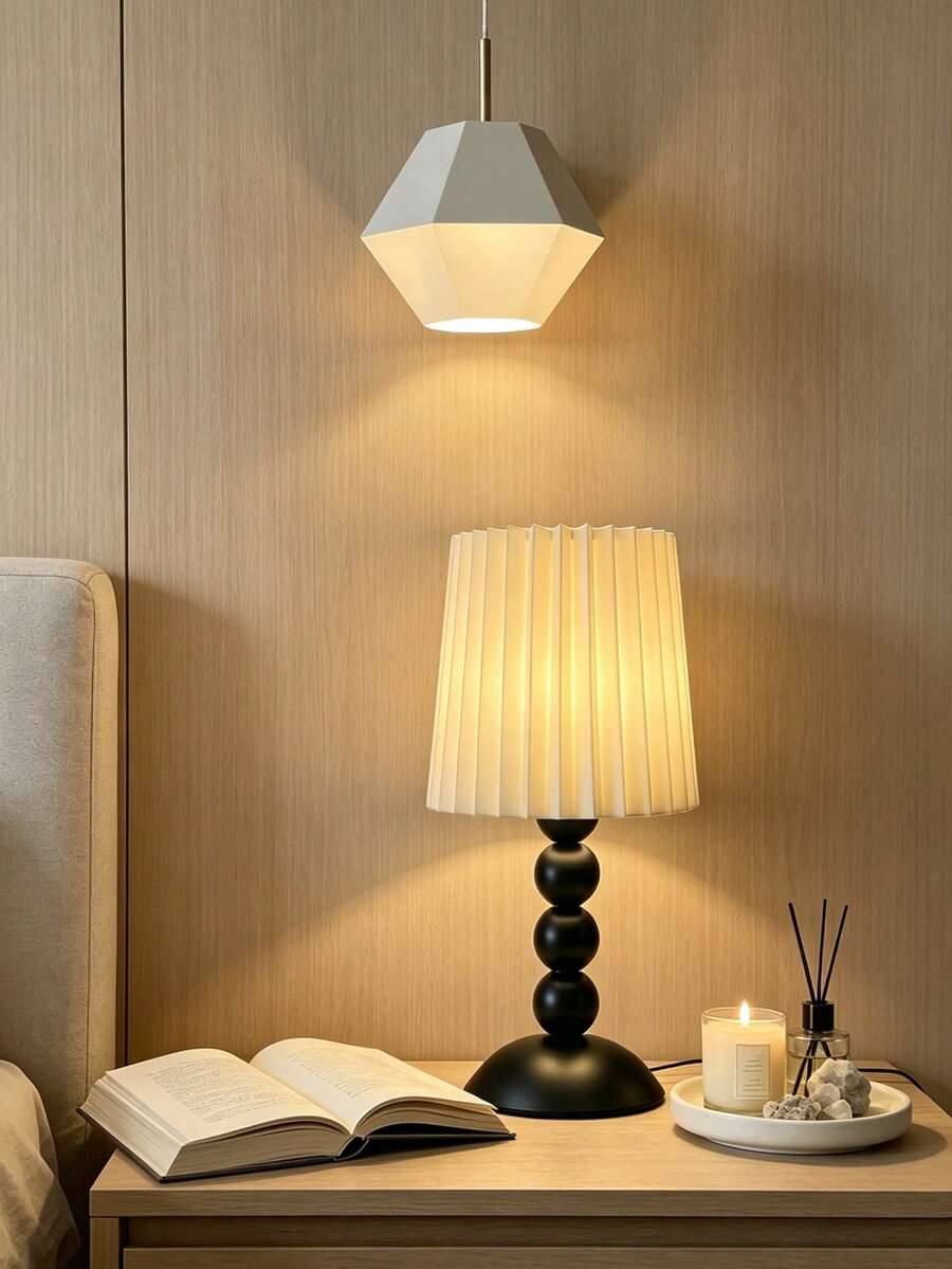 1pc USB Powered Minimalist Desk Lamp, Modern Ins Style Retro Creative High-End Decorative Night Light For Bedroom Bedside Room Desktop Decoration - Black - View 1