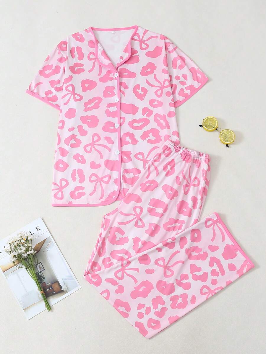 Set Piyama Wanita Lengan Pendek dan Celana Panjang Motif Leopard dengan Pita - Berwarna merah muda - View 1