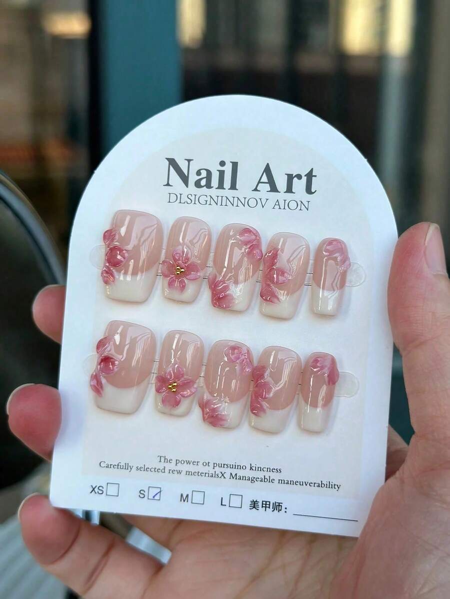 10片裸色法式女孩3D粉色花卉設計美甲貼，手工全包覆法式方型中長款，3D手繪花卉設計，亮面光澤美甲 - 彩色 - 查看 1
