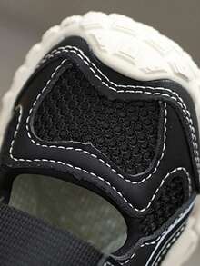 Summer Kids' Korean Style Breathable Mesh Casual Beach Shoes Closed-Toe Sports Sandals Non-Slip Soft Sole - Black - View 8