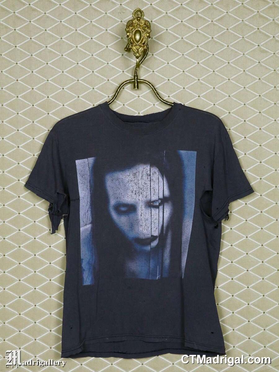 Women T-Shirts - 後 5 - 查看 1