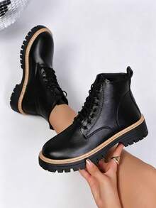 Women's Fashion Round Toe Lace-Up Black Autumn/Winter Plus Size Versatile Retro Slip-On Ankle Boots And Ankle Boots - Black - View 2