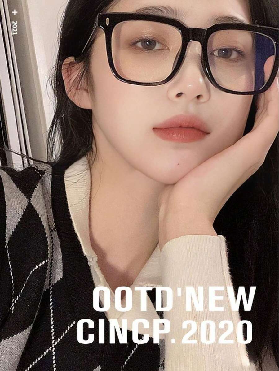 1件中性款正方形全框眼鏡，輕量裝飾性眼鏡，適合日常辦公學習街頭風派對拍照配件