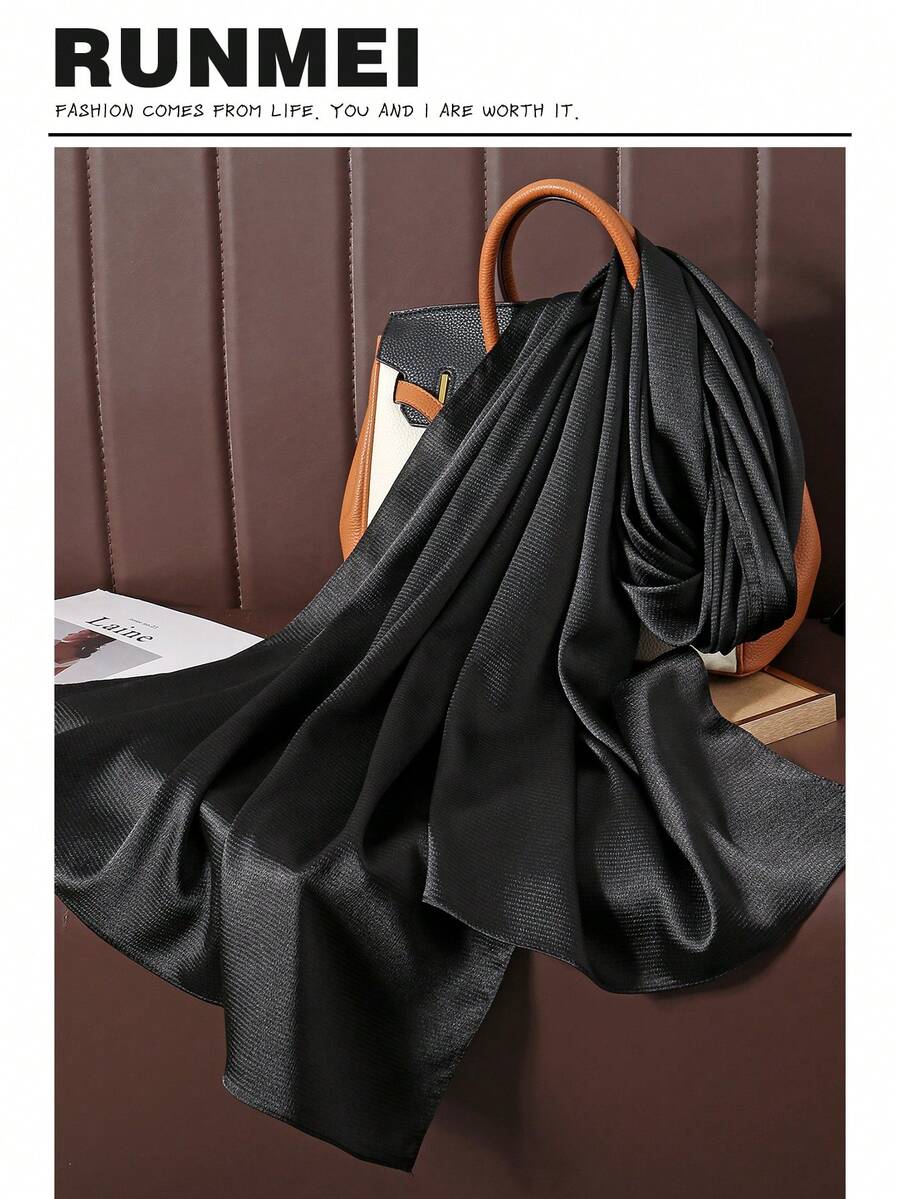 1 Stück Damen minimalistischer eleganter einfarbiger glänzender Satin-Hijab-Schal mit natürlichen Falten, kann als Kopftuch für Abaya verwendet werden - Schwarz - Übersicht 1