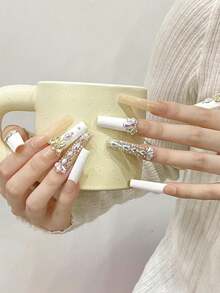 Unhas Postiças Feitas à Mão em Formato de Caixão Extra Longas com Estilo Y2K Baddie, Unhas Brancas, Unhas Postiças Borboleta Brilhantes e Extra Cintilantes, Fáceis de Usar 10 Peças Unhas Postiças Feitas à Mão Y2K, Adequadas para Meninas e Mulheres em Festivais, Festas e Uso Diário - Branco - Visão 3