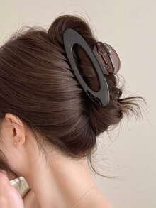 2pcs Women's White Star & Polka Dot And Brown Oval Large Hair Clips, Elegant Lightweight Plastic Hair Accessories, Suitable For Daily, Casual, Party, Commute, Beach, Ponytail, Updo Hairstyles, Matching Makeup And Summer Outfits Hair Claw Clips - Multicolor - View 4