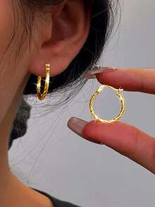 1 Pair S925 Sterling Silver Minimalist Twisted Circle Earrings For Women, Niche Cold Style, Personalized Fashion, Versatile For Daily Commute, Student And Office Worker, Gift-Worthy, Gentle Elegant - Plain Ring - View 2