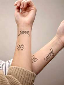 1 pièce Autocollant de tatouage temporaire à motif combiné de nœuds multiples en ligne fine noire minimaliste, design de faux tatouage réaliste, convient pour les cadeaux quotidiens d'enterrement de vie de jeune fille, les festivals de musique, les jeux, les cadeaux de remise des diplômes, dure 3-5 jours - Noir - Voir 3