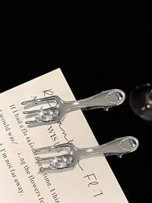 2pcs Sweet Cool Rhinestone Knife & Fork Hair Clips Creative Hair Clips Girl Heart Side Clips For Loose Hair & Bangs Alligator Hair Clips - Silver - View 7